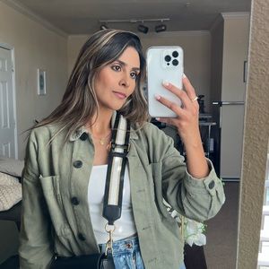 Meet your Posher, Daniela